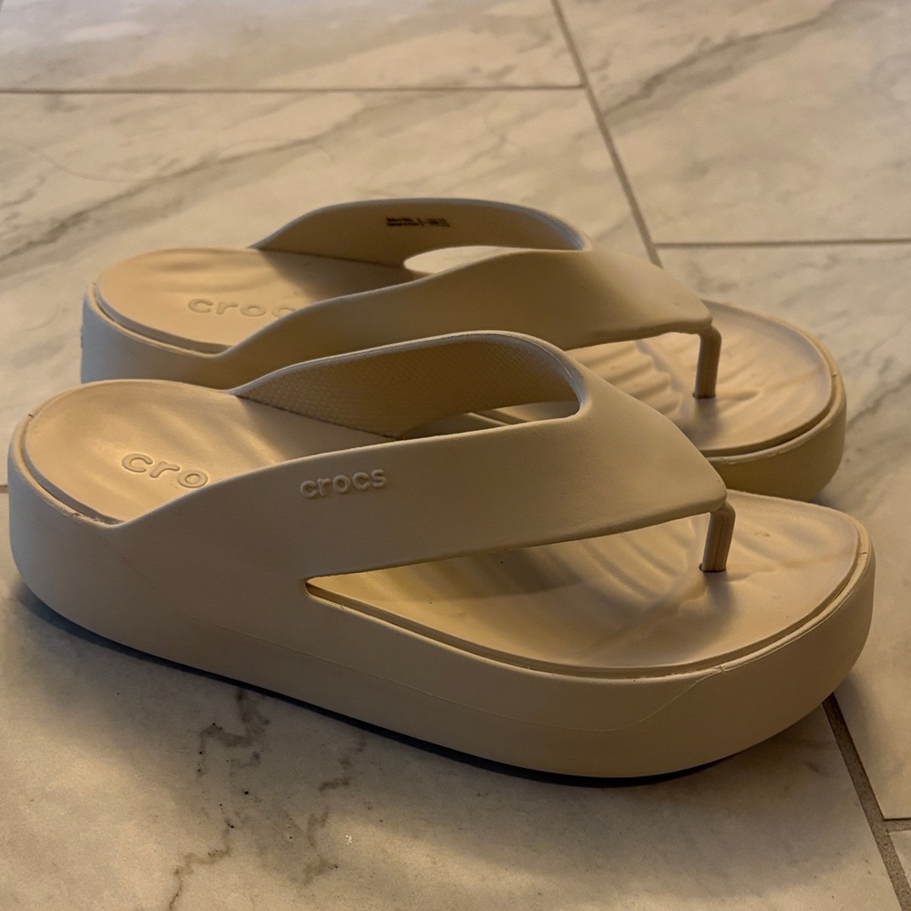 CROCS Women's Tan Platform Sandals
